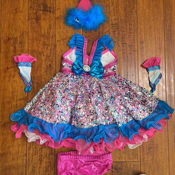 Custom Details Dancewear costume size CS. Bottoms are CM. Perfect condition. - Picture 8 of 12